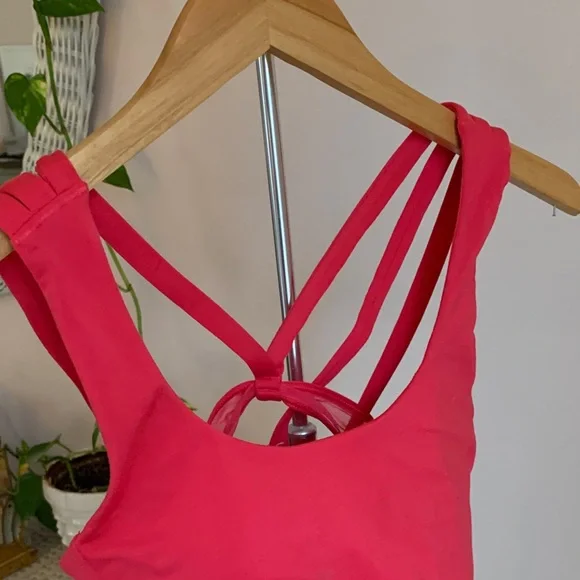 Lululemon Athletica Vibrant Red Sports Bra - Picture 6 of 7
